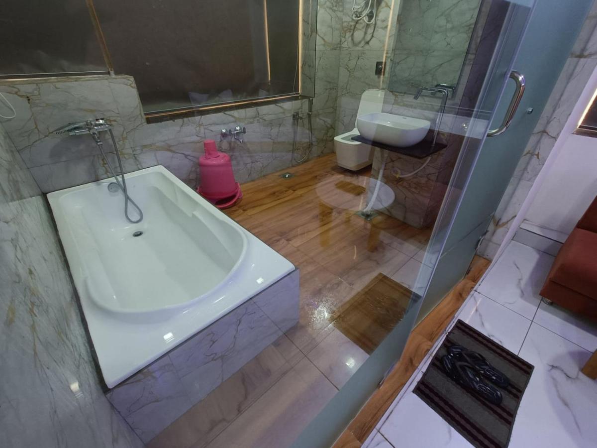 Hotel Rock Ананд Экстерьер фото